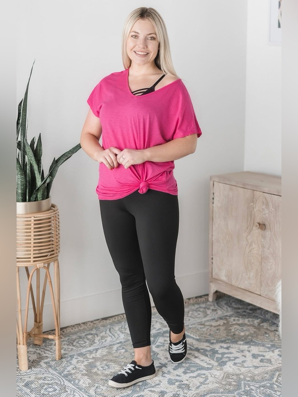 The Essential Tee (NWT) 🍒 Pink, Hang Tags Size XS *fits extremely oversized